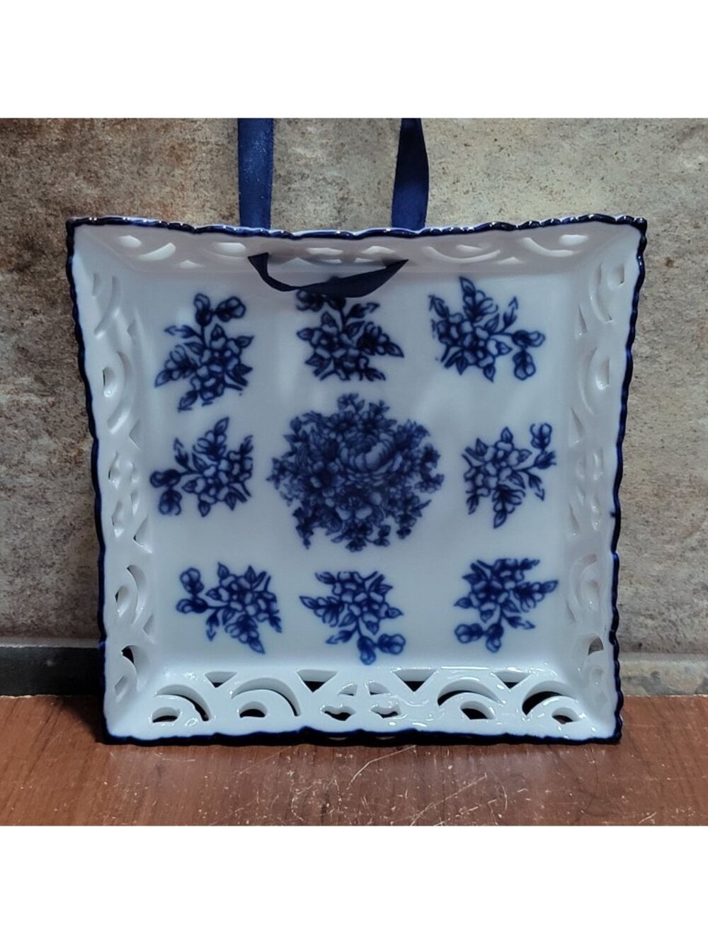 Porcelain Lace Cut Trinket Coin Candy Nut Dish Blue White Flower Wall Hanging De